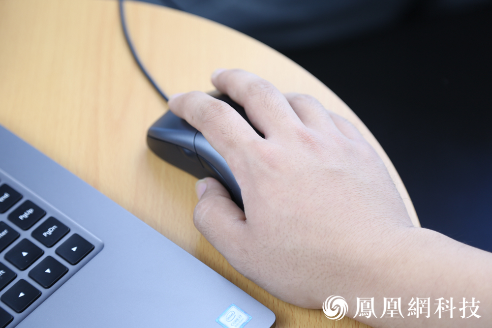 辅助神器“情怀大贰免费开挂方法下载”(原来确实是有插件)-第1张图片