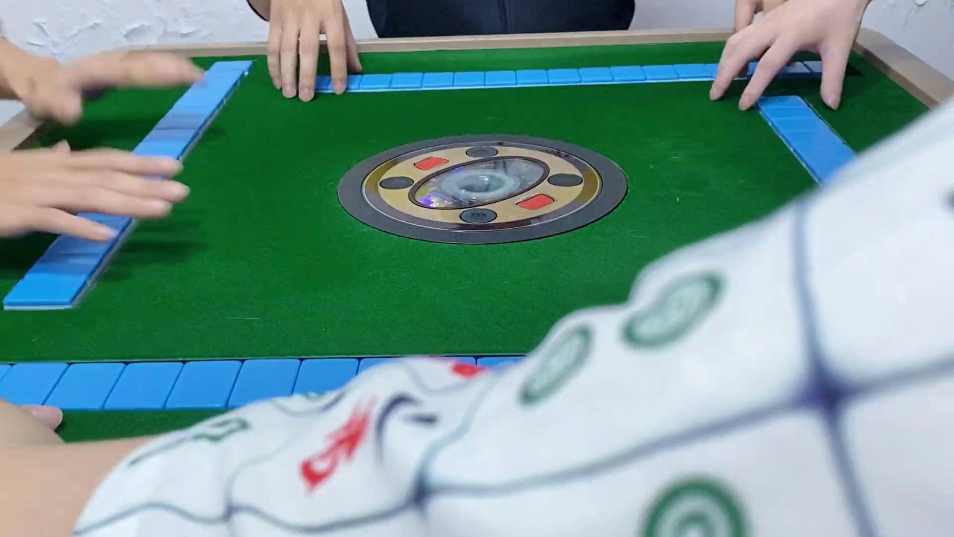 指定教程“雀神广东麻将小程序免费开挂器下载安装”附开挂脚本详细教程