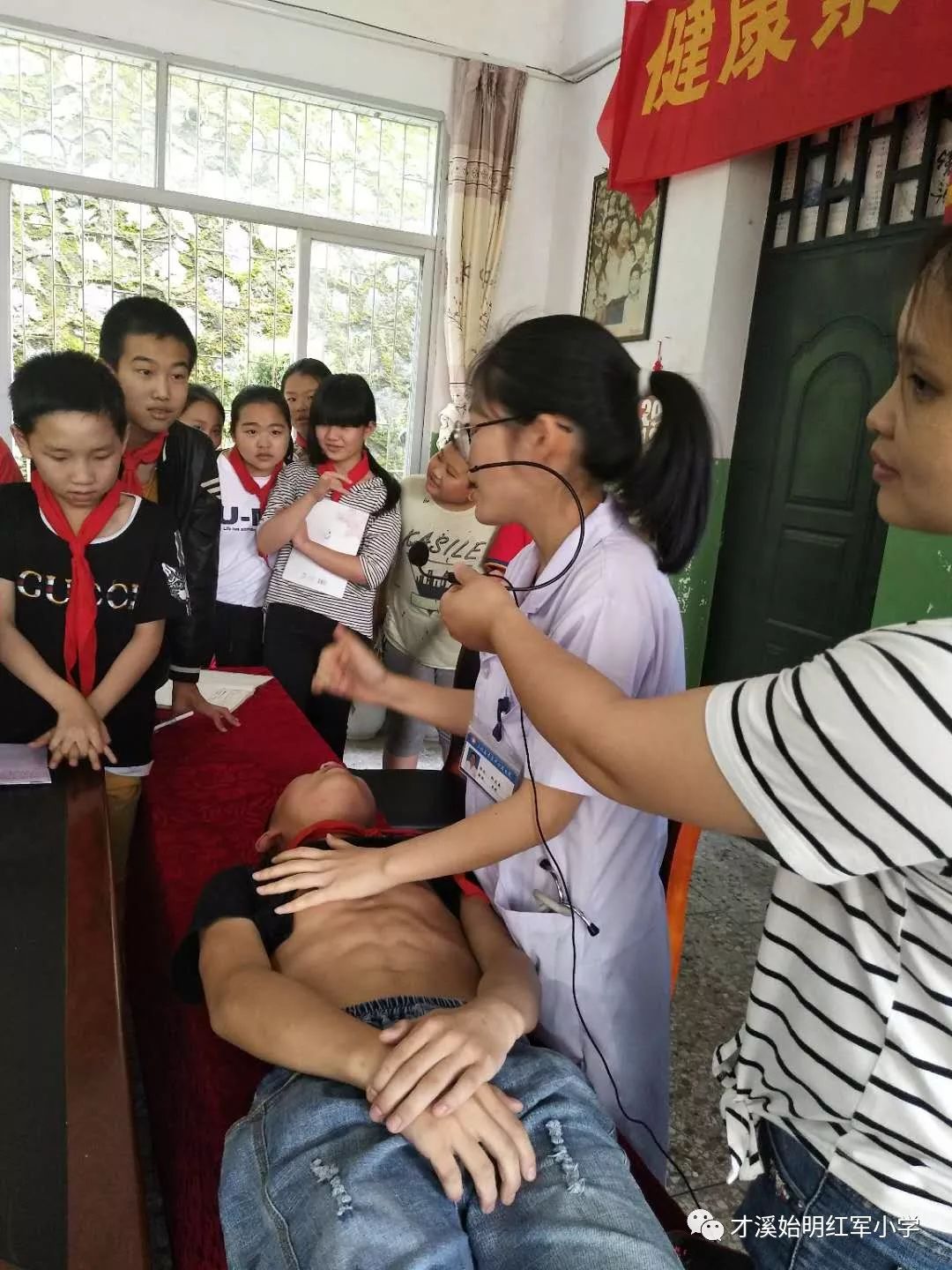 我来教教大家“天天福建十三张如何才能设置赢	”开挂神器安装下载-第1张图片