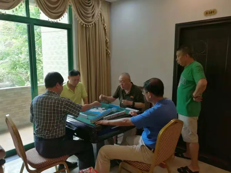 实测神器辅助“会友山西麻将开挂神器	”透视挂!详细分享装挂步骤-第2张图片