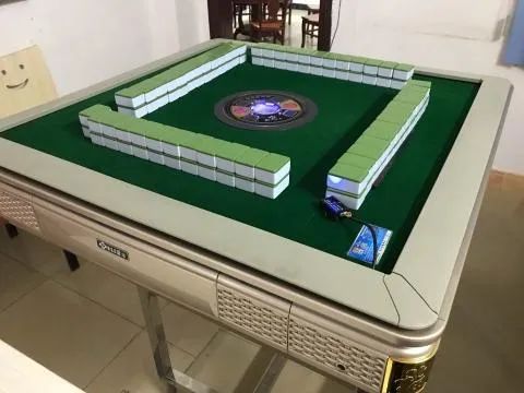一键必胜“友友麻将外卦神器下载安装	”开挂(透视)辅助神器-第1张图片